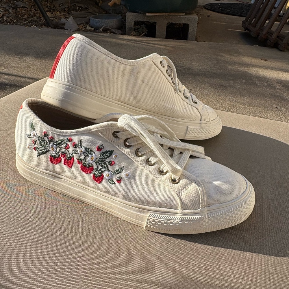 Boden White Sneakers with Red Strawberry Design